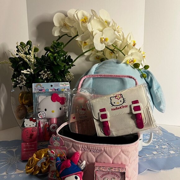 Reserved for Julez09 Hello Kitty and Betsey Johnson younger person bundle - Picture 1 of 4